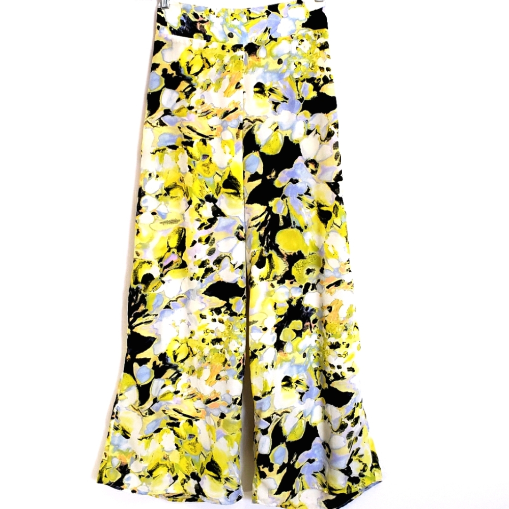 Nwot Bar lll Black and Yellow Floral Palazo Pants
